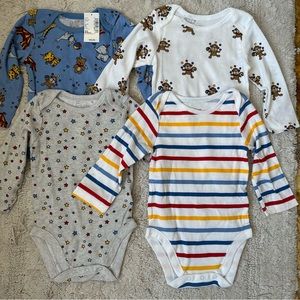 Children’s Place set of 4 circus themed bodysuits - 6-9m - NWT